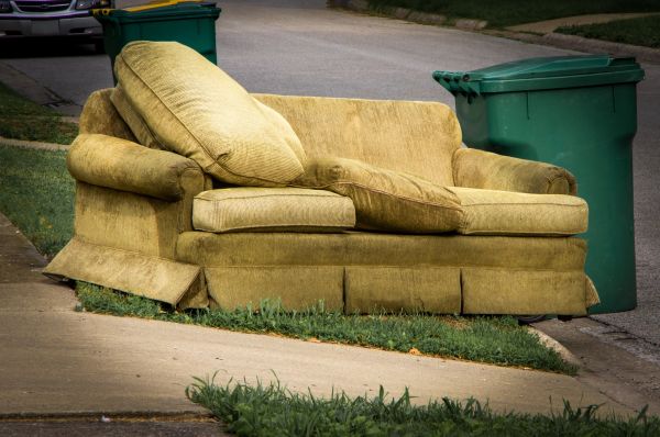 Sofa Removal Service in Suwanee